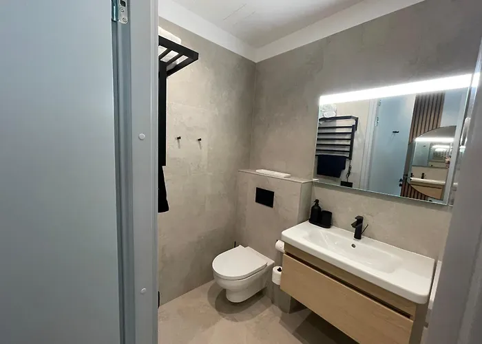 Esplanaadi 10 Lux פארנו